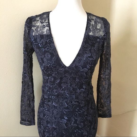 Femme D’armes Emmanuelle Lace Embroidered Gown - Picture 4 of 8